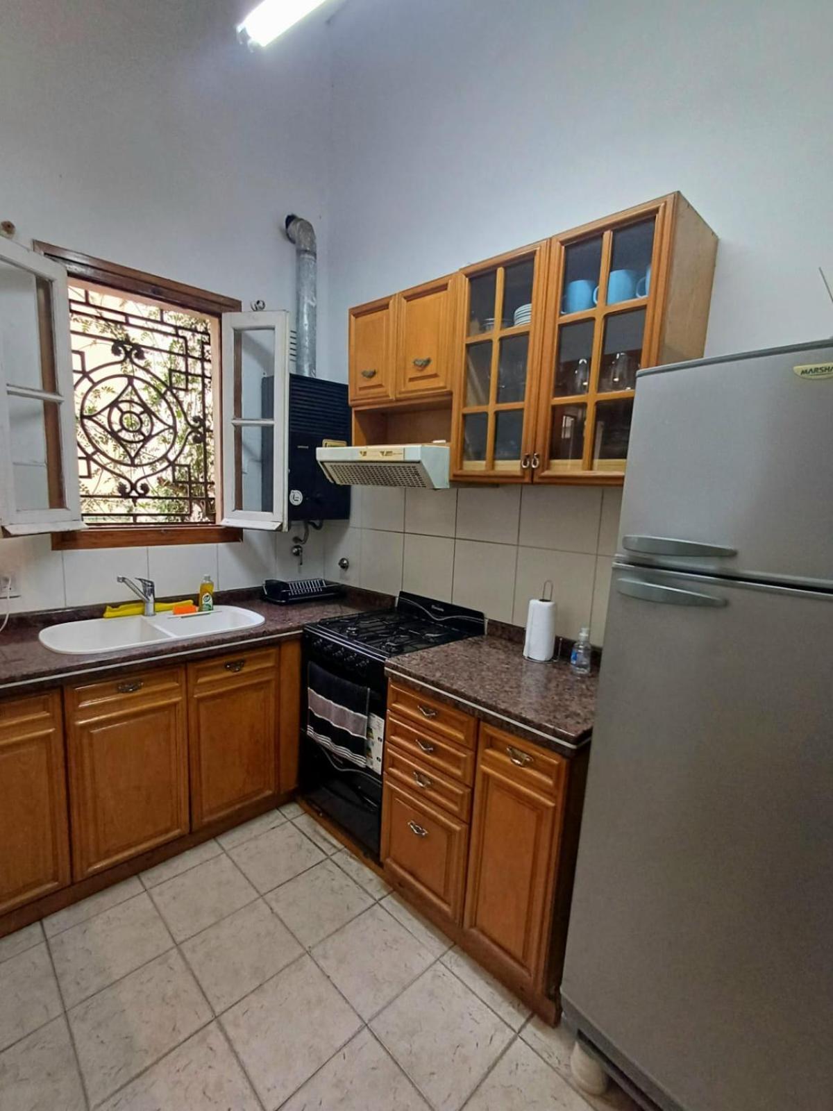 Casa Centrica En Con Cochera Doble Holiday home Rosario